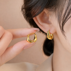 Lynna | Retro Smooth Gold Ring Earrings