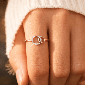 Celine | Infinite Connection Ring
