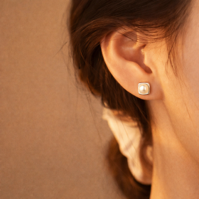 Juliana | Radiant Arc Earrings